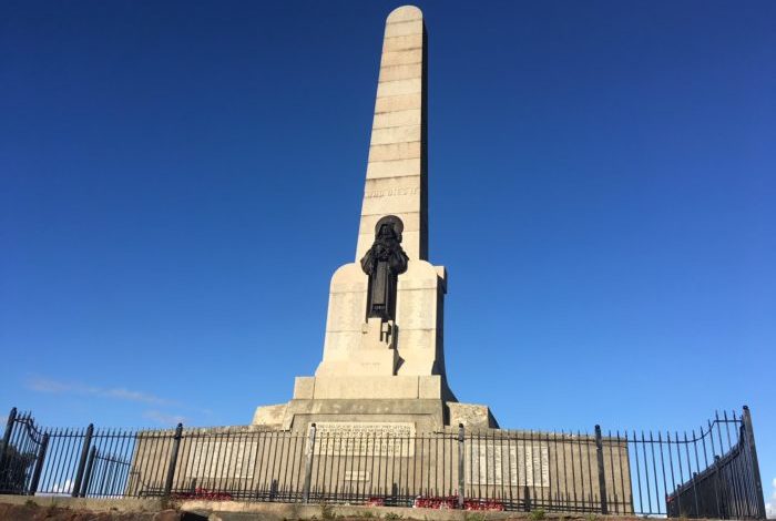 Service to mark war memorial’s centenary