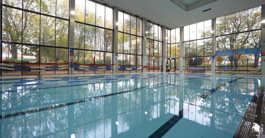 Concourse swimming pool closed due to leak