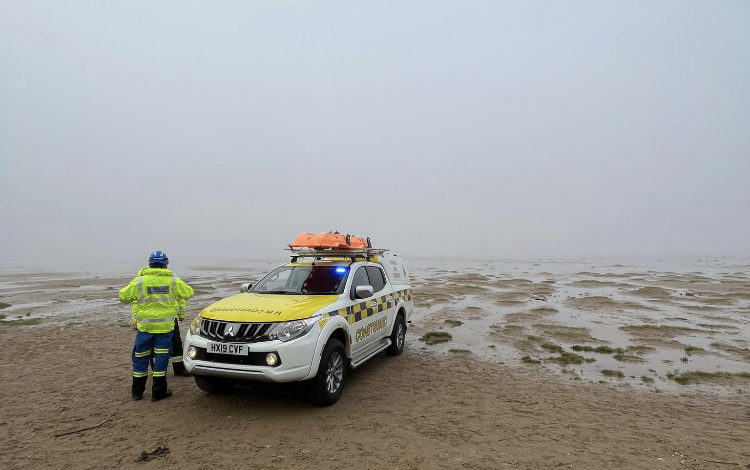 Two rescued from fog on Hoylake beach