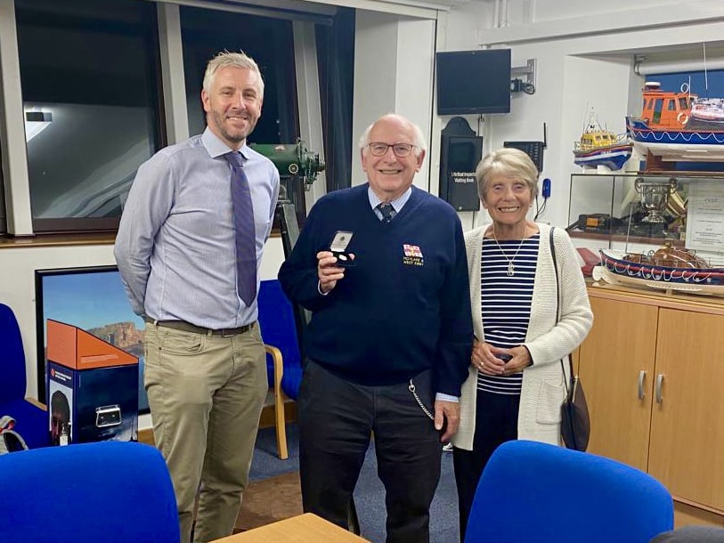 dedicated_hoylake_and_west_kirby_rnli_fundraisers_awarded_for_long_service