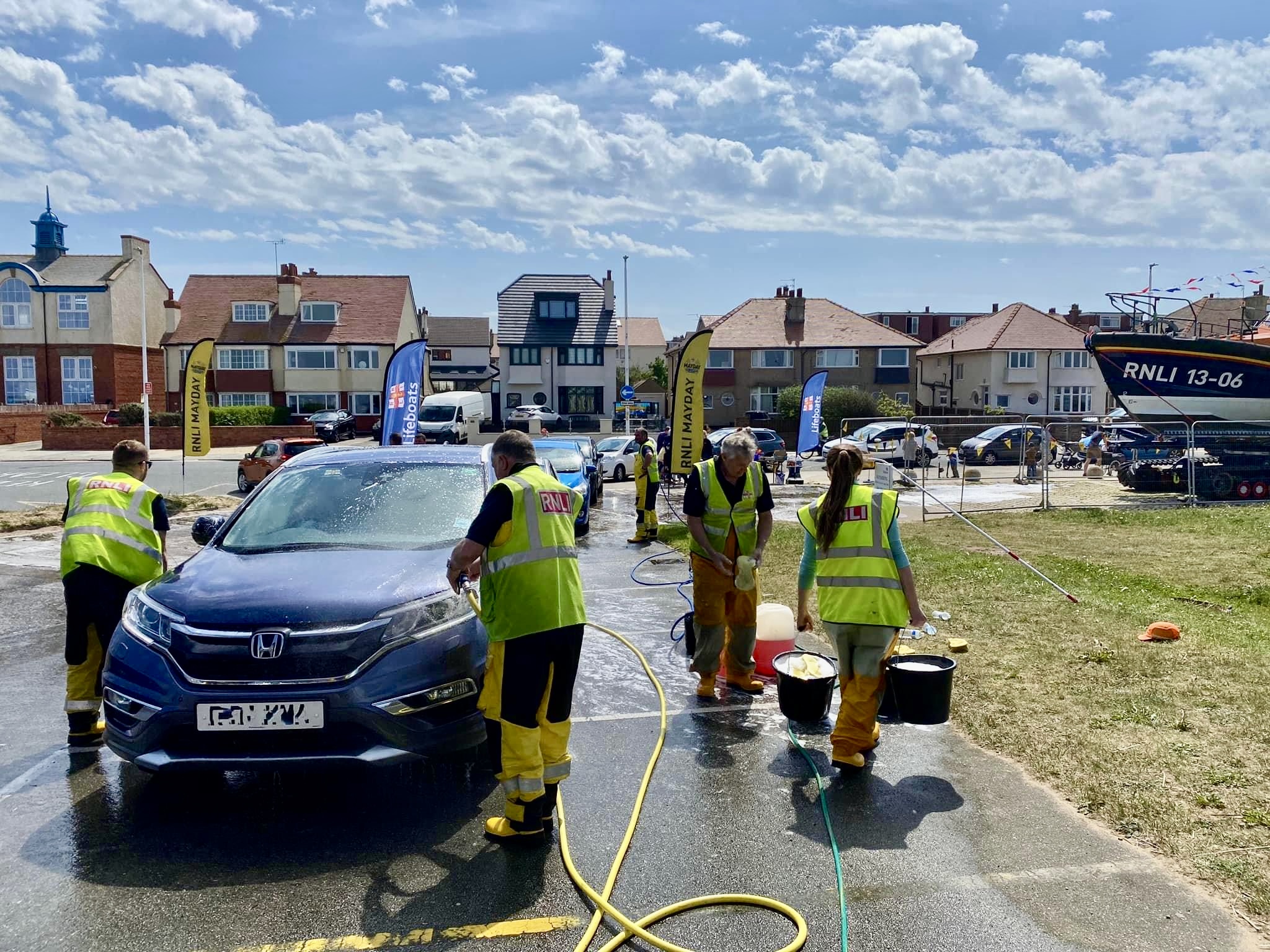 Hoylake lifeboat crew’s annual fundraising car wash to take place